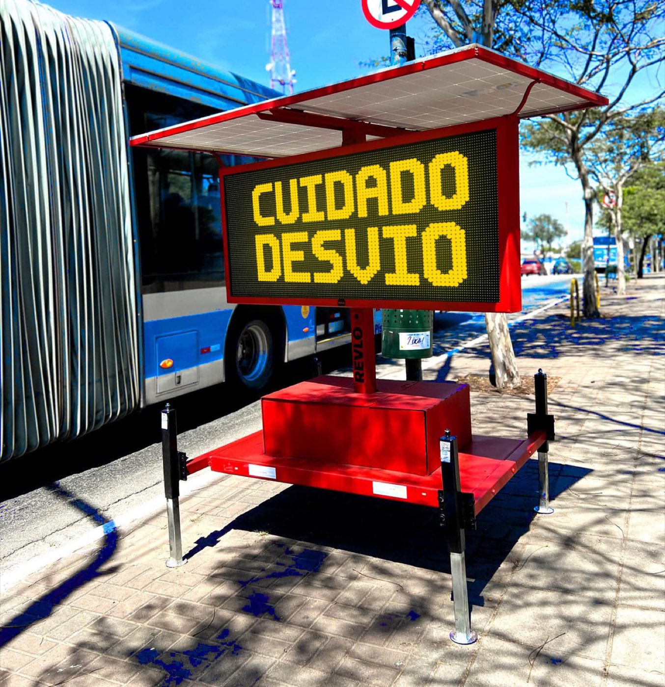 Painel Eletrônico de Trânsito